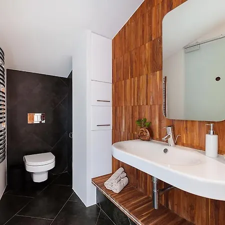 Penthouse - Heart Of Cracow - Balcony - Ac * Krakow